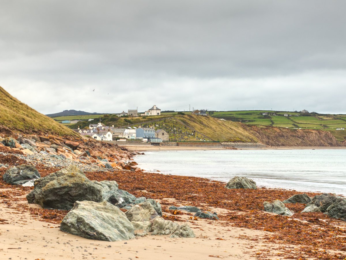 Post Banner - Aberdaron short beach loop