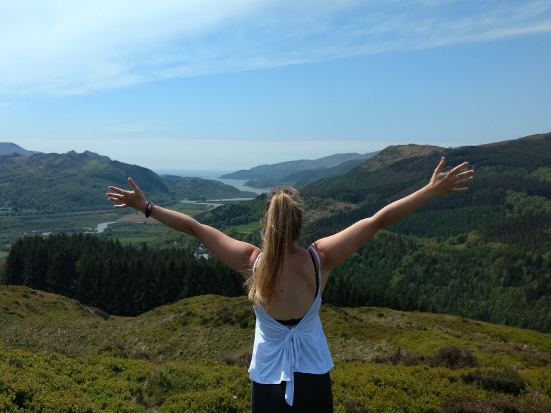 Post Banner - Beer, Burgers and Barmouth