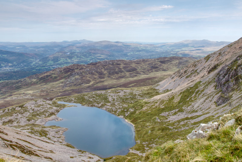 The approach to the trig point offers great views over Llyn Y Gader