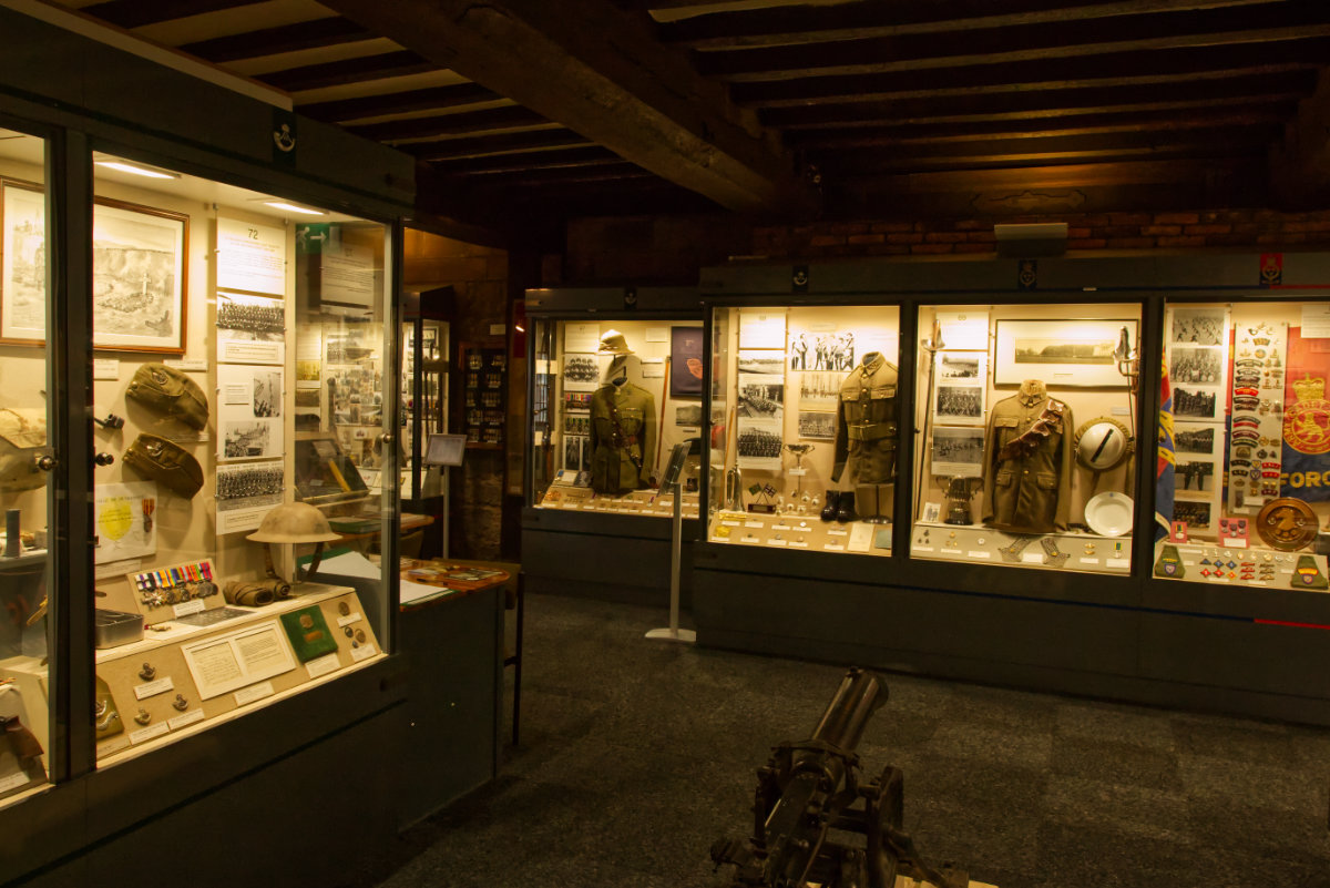 World War 1 and 2 displays