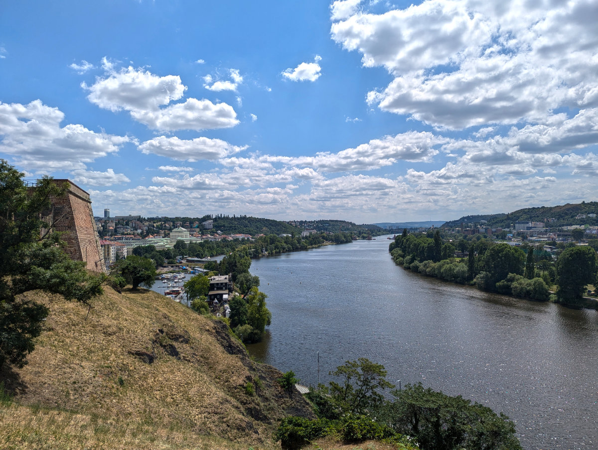 More amazing views up the river